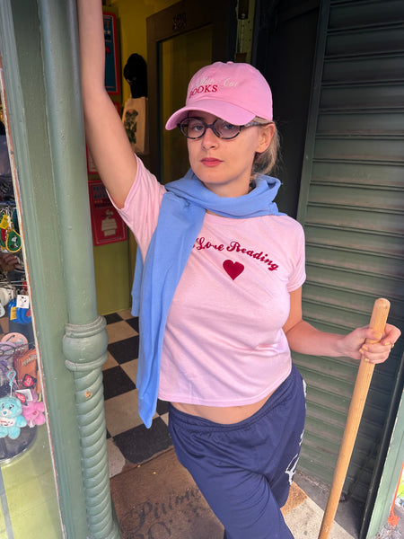 I Love Reading Vanna x Pillow-Cat Tee