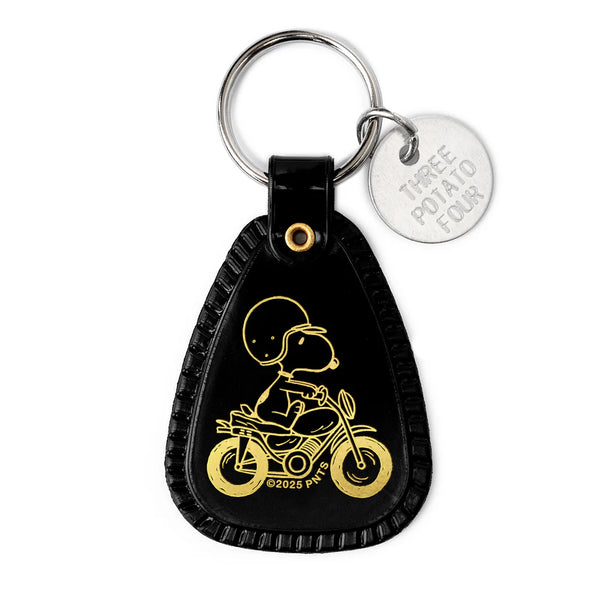 Peanuts Snoopy Saddle Key Chain